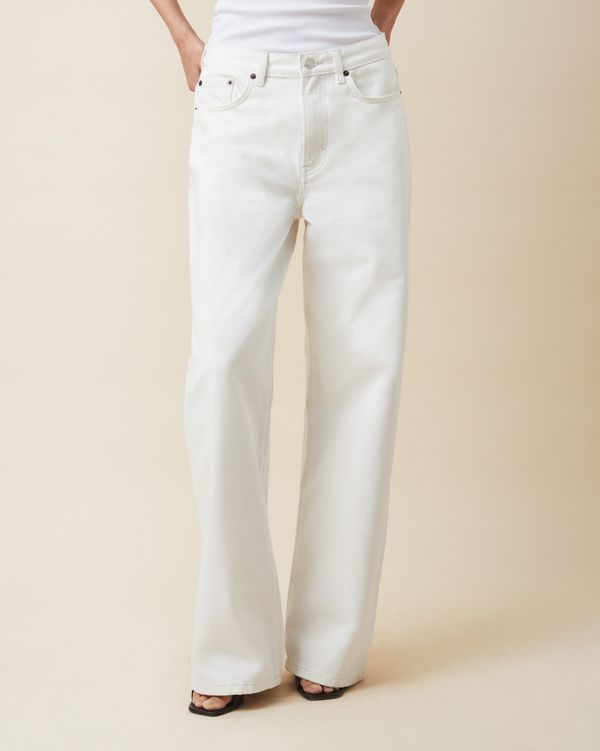 Begum White Jeans - White