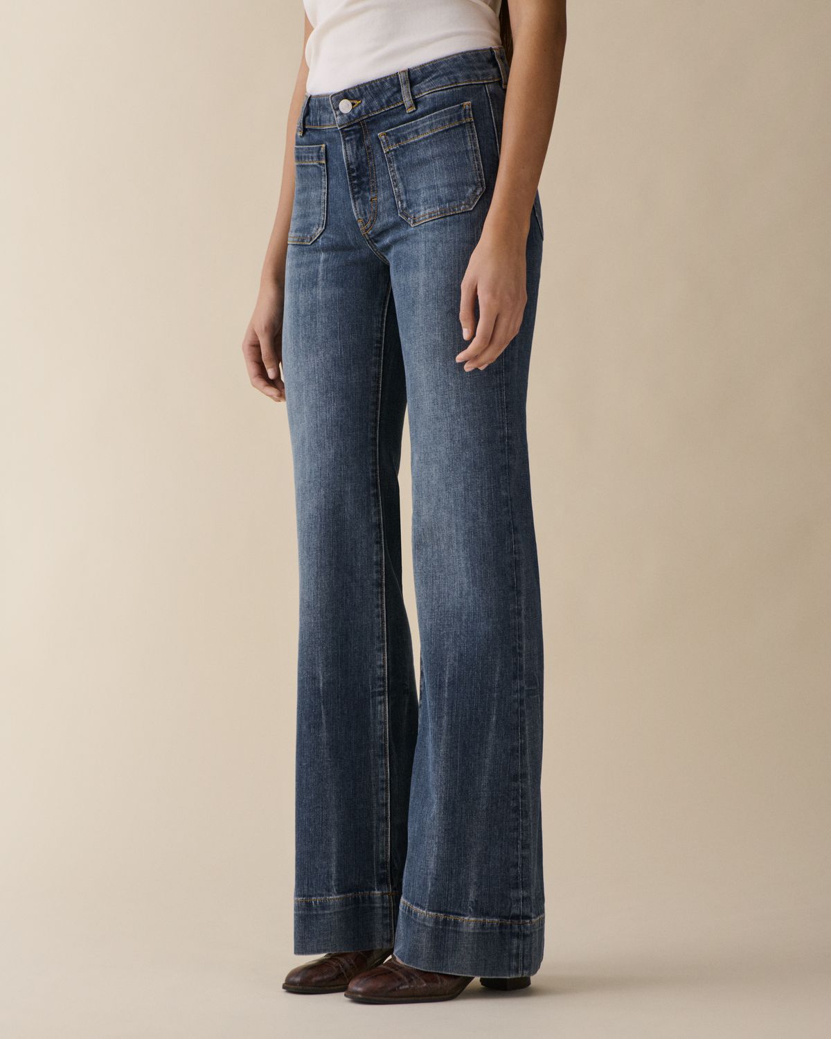 Jeanerica St Monica Low